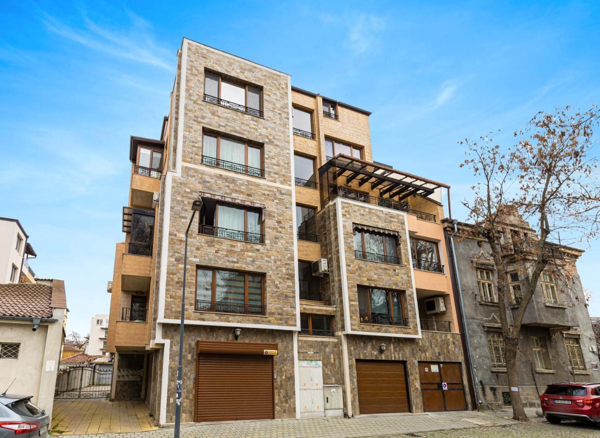 The Walnut 2Bd Apartment Plovdiv Exterior foto