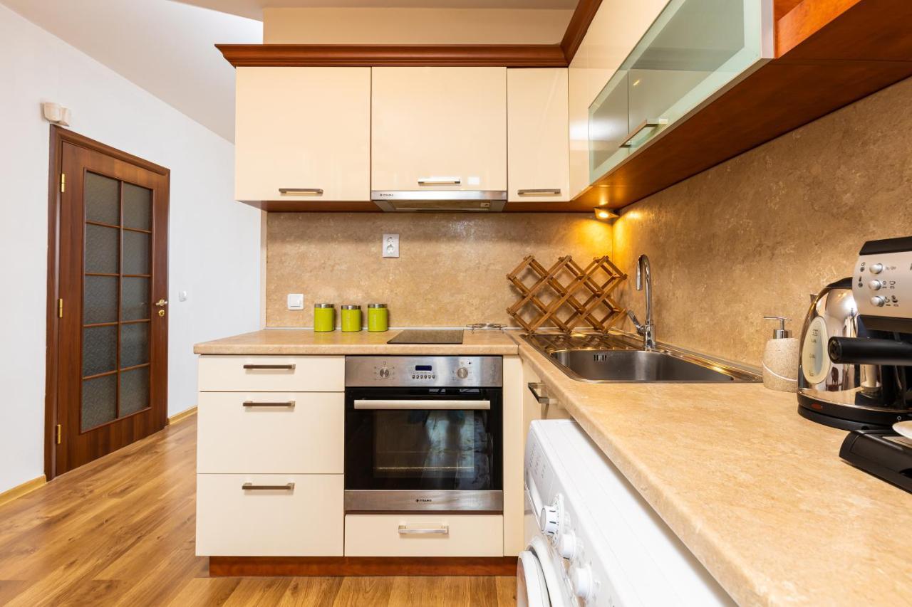 The Walnut 2Bd Apartment Plovdiv Exterior foto